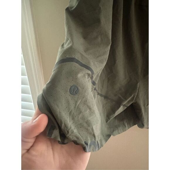 Lululemon Men's Surge 6" Short Lined Dark Green 2XL Lined - Picture 3 of 7